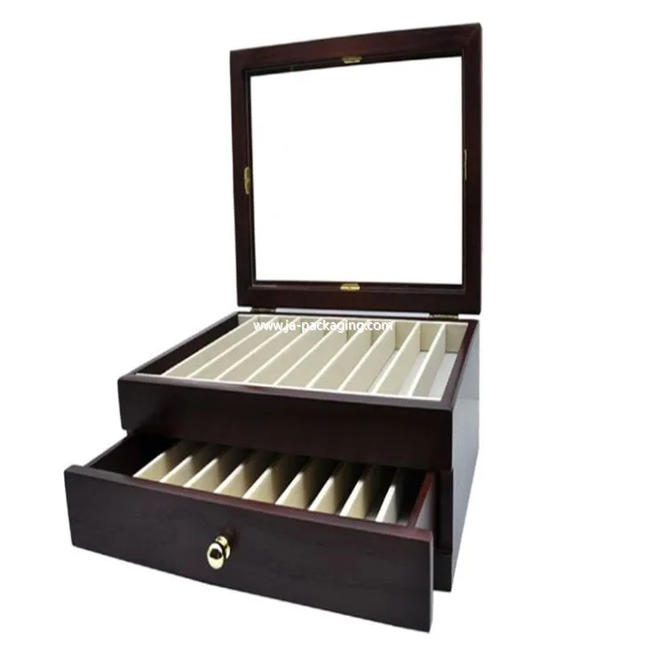 रेड ब्राउन पेन कलेक्शन बॉक्स